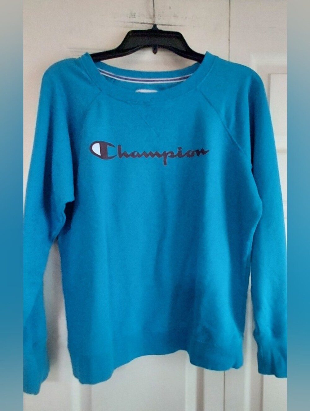 Champion Womens Graphic Logo Sweatshirt Medium Peacock Blue Preppy Basic